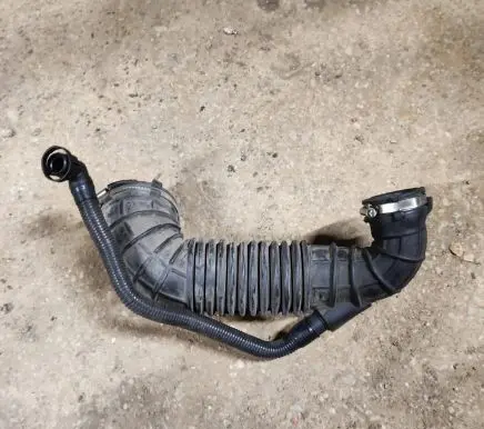Audi Q5 SQ5 Intercooler hose/pipe 03G129629D
