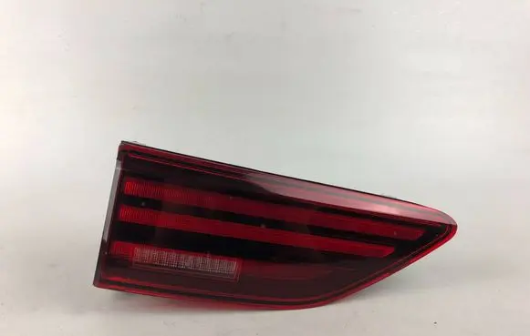 Volkswagen Golf VIII Tailgate rear/tail lights 5H0945093J