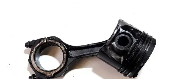 Piston with connecting rod