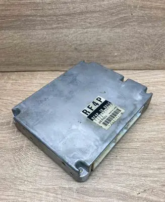 Mazda Premacy Engine control unit/module ECU RF4P18881C 2758005772