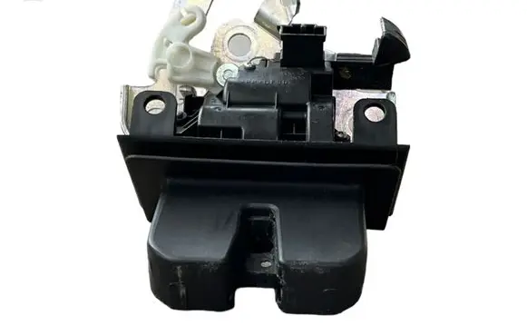 Seat Toledo IV (NH) Tailgate exterior lock 5E0827505