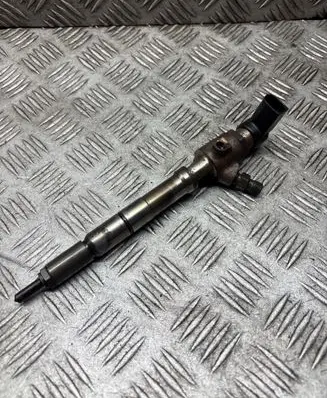 Skoda Octavia Mk2 (1Z) Fuel injector 03L130277B
