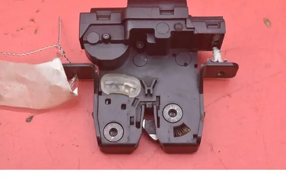Renault Laguna III Tailgate/trunk/boot lock/catch/latch 8200747429