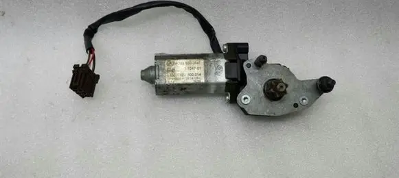 Mercedes-Benz CLK A209 C209 Seat adjustment motor A2038203842