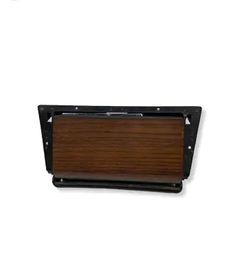 Mercedes-Benz E W124 Ashtray (front) 