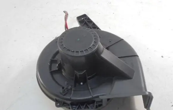 Skoda Fabia Mk3 (NJ) Heater fan/blower 6R1819015A