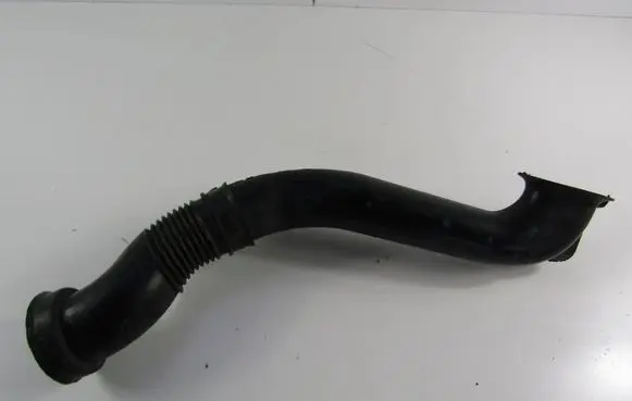 Opel Astra H Air intake hose/pipe 990531007
