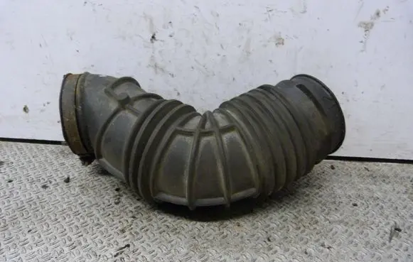 Volvo S80 Air intake hose/pipe 8649258