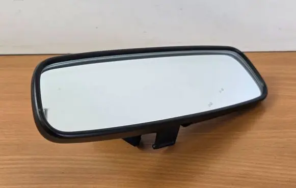 Ford Focus Rear view mirror (interior) E9024276 E9014276