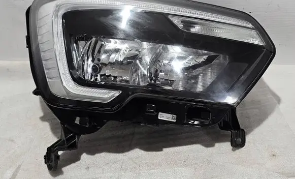 Renault Master III Headlight/headlamp 260105567R