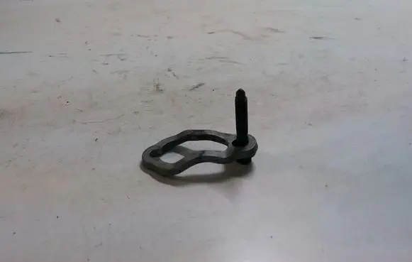 Volvo S60 Fuel Injector clamp holder