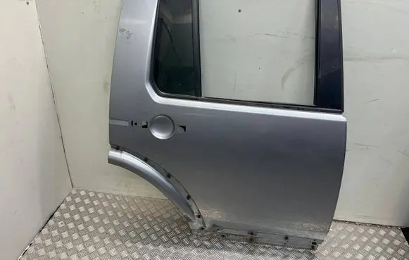 Land Rover Discovery 4 - LR4 Rear door 