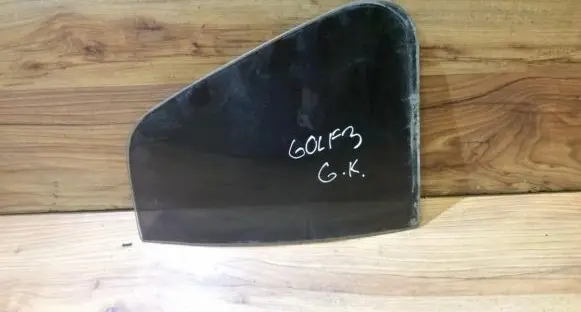 Volkswagen Golf III Rear side window