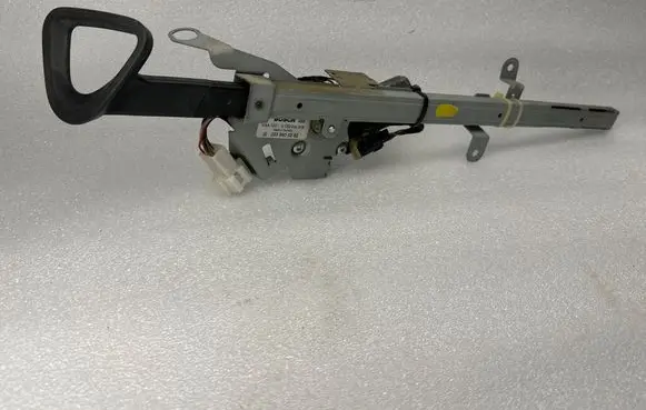 Mercedes-Benz CLK A209 C209 Seat belt height adjuster 0390201968 2098680222 2038600282