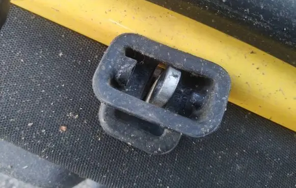 Audi A2 Rear door check strap stopper