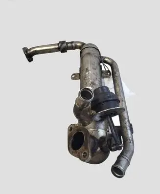 Volkswagen Golf V EGR valve cooler 03G131512S