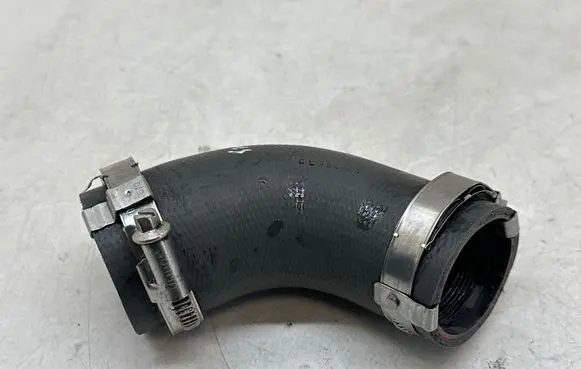 Ford Focus Intercooler hose/pipe CL06222