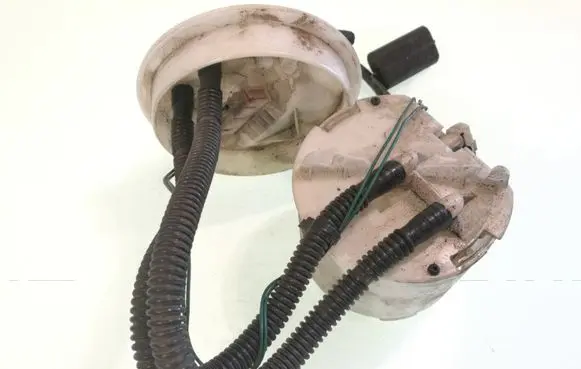 Ford Focus Fuel level sensor 98APBP