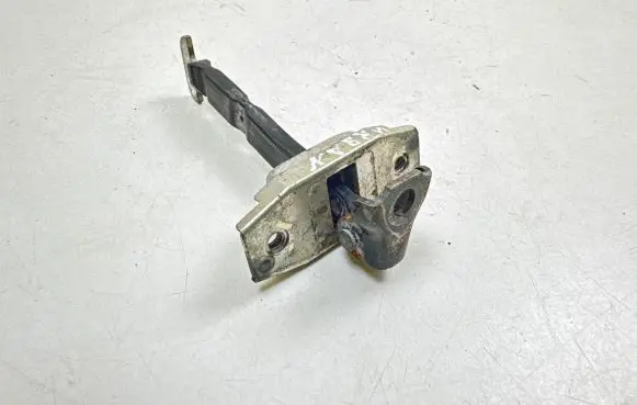 Toyota Urban Cruiser (XP110) Sliding door check strap stopper 