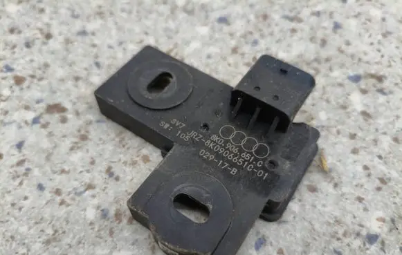 Audi A5 Fuel level sensor 8K0906651C