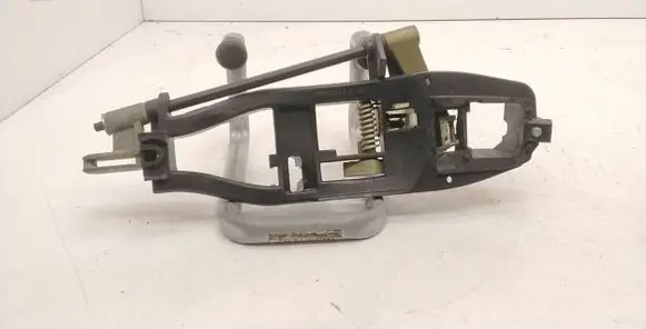 BMW 3 E46 Front door exterior handle/bracket 51218253453