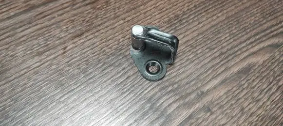 Volkswagen Transporter - Caravelle T4 Sliding door lock loop/hook striker 701837767