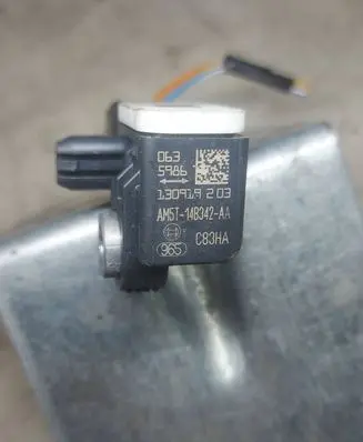 Ford Galaxy Airbag deployment crash/impact sensor AM5T14B342AA C83HA 130919203