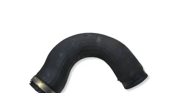 Volkswagen PASSAT B6 Intercooler hose/pipe 