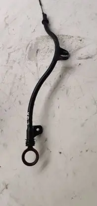 Volkswagen PASSAT B6 Oil level dip stick 03L103634