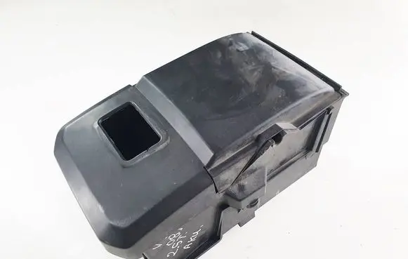 Volvo V50 Battery box tray 