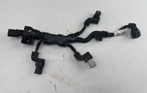 Toyota Yaris Cross Fuel injector wires 82125K0030A