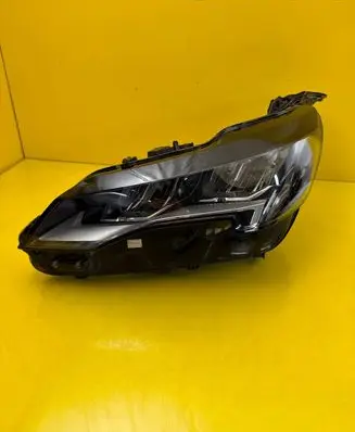Peugeot 3008 II Headlight/headlamp 9836230280