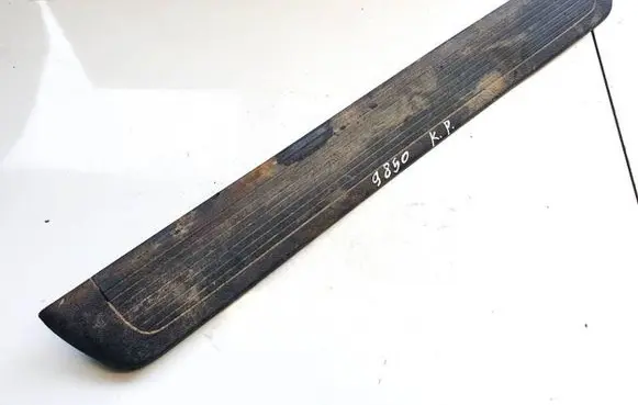 Honda FR-V Front sill trim cover 84252sjd0030 84252-sjd-0030