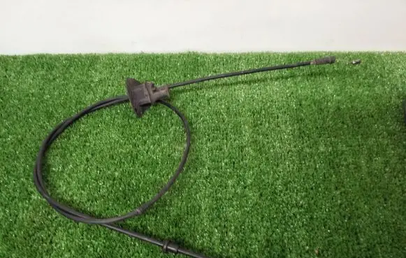 Opel Vivaro Engine bonnet/hood lock release cable 