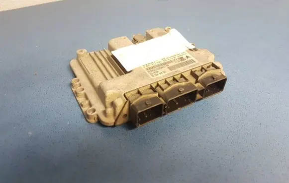 Citroen C4 I Engine control unit/module 9653958980 9656494480
