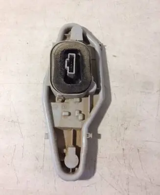 Citroen Berlingo Tail light bulb cover holder 5192