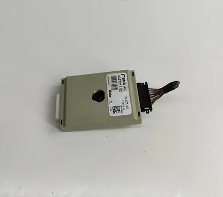 BMW 6 F12 F13 Aerial antenna amplifier 9227217