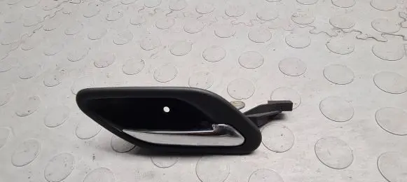 BMW 5 E39 Front door interior handle 8226050