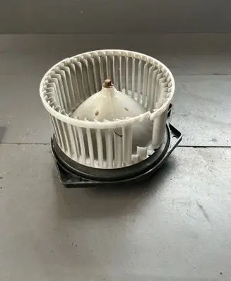 Mitsubishi Outlander Heater fan/blower