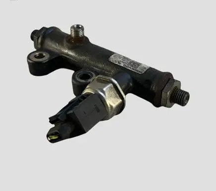 Jaguar S-Type Fuel main line pipe 4R8Q9C066AA X2001120 A2C20001297