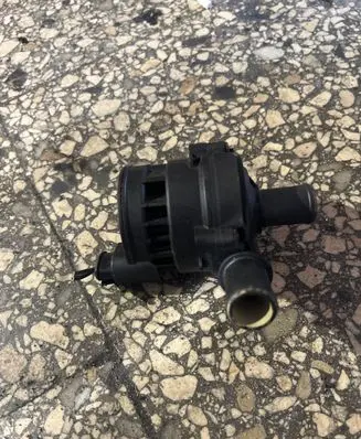 Renault Koleos I Water pump 0392023015