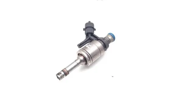 Peugeot 308 Fuel injector 0261500073