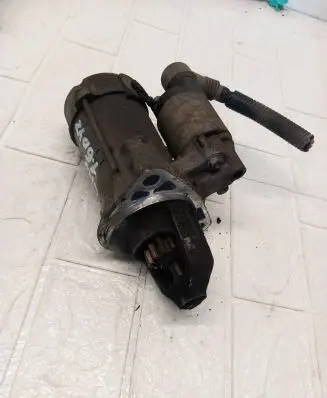 Honda CR-V Starter motor 4380000070