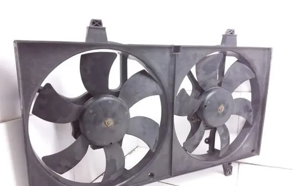 Nissan Almera Fan set ETP9558