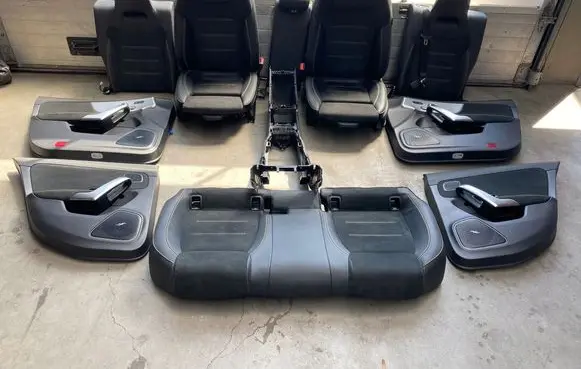 Mercedes-Benz CLA C118 X118 Interior set FOTELEW118AMG