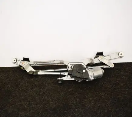 Toyota Prius (XW50) Front wiper linkage and motor
