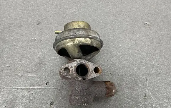Nissan Patrol Y61 EGR valve 147100Y000