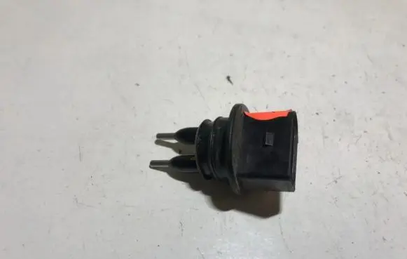 Volkswagen PASSAT B5.5 Sensor 7m0919376 95vw17k656aa