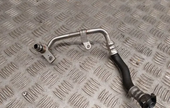 Audi A8 S8 D4 4H Gearbox oil cooler pipe/hose 4H0317817H