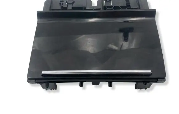 Skoda Octavia Mk3 (5E) Ashtray (front) 5E1863077A
